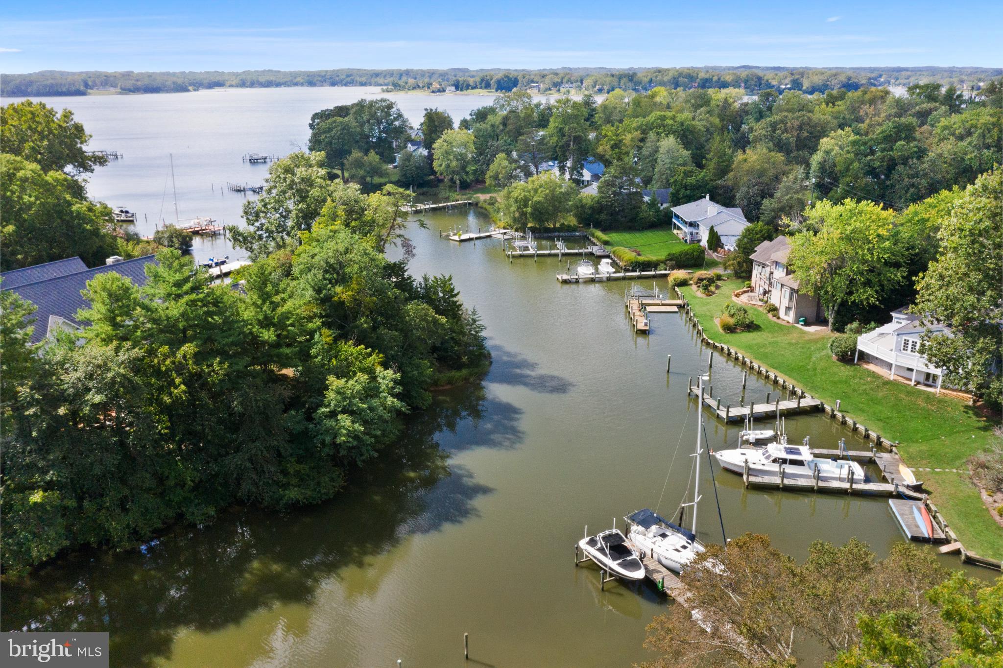 WILD ROSE SHORES - Residential