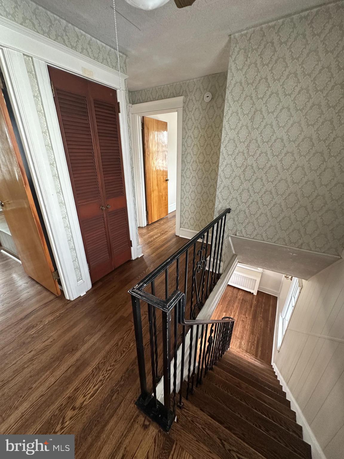 MERWOOD PARK - Residential Lease