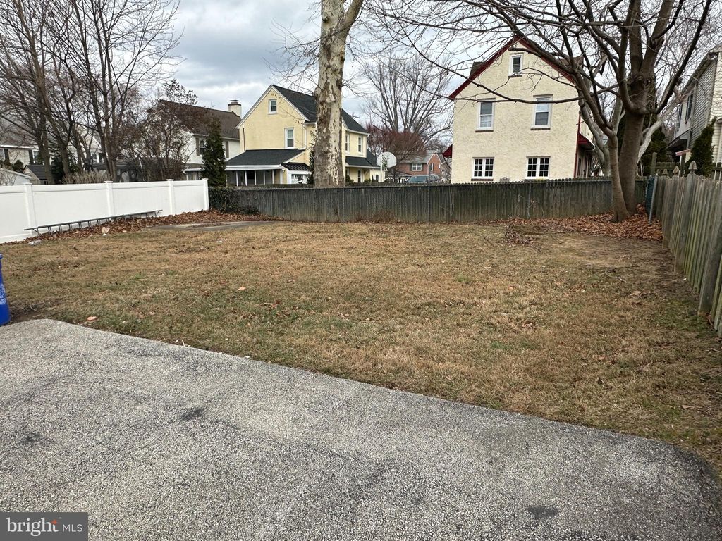 Photo of 2419 Hollis Road, HAVERTOWN, PA 19083 (MLS # PADE2105852)