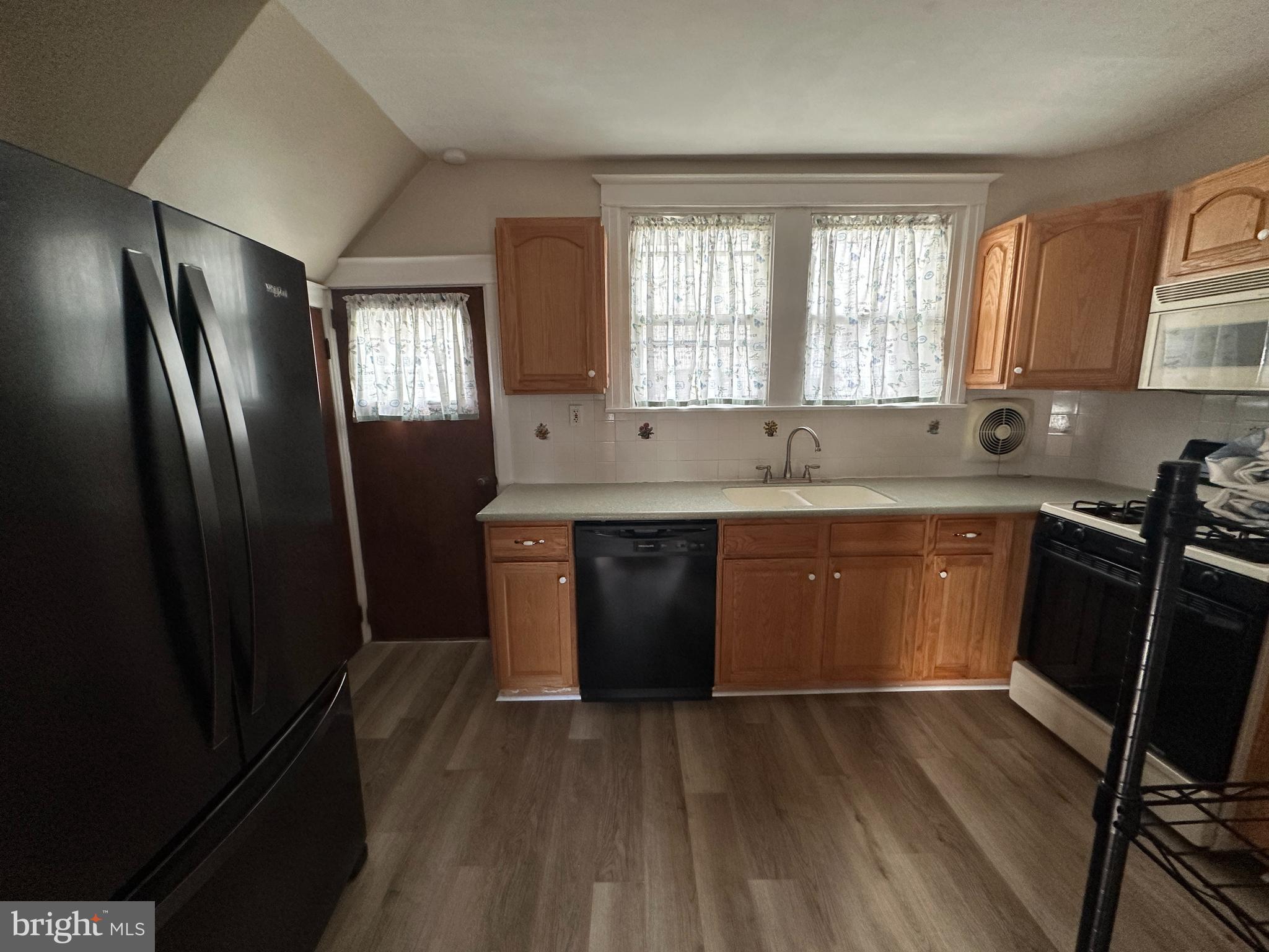 MERWOOD PARK - Residential Lease