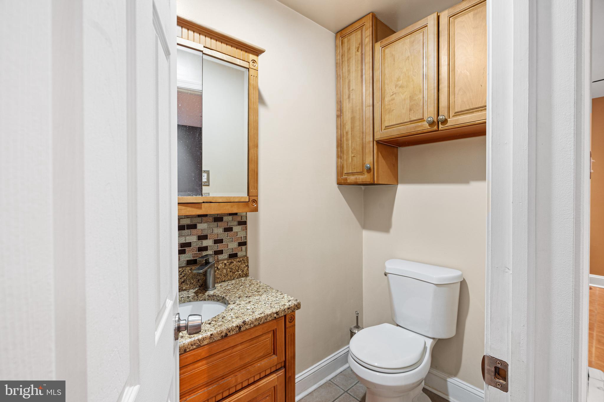 LOWER MOYAMENSING - Commercial Sale