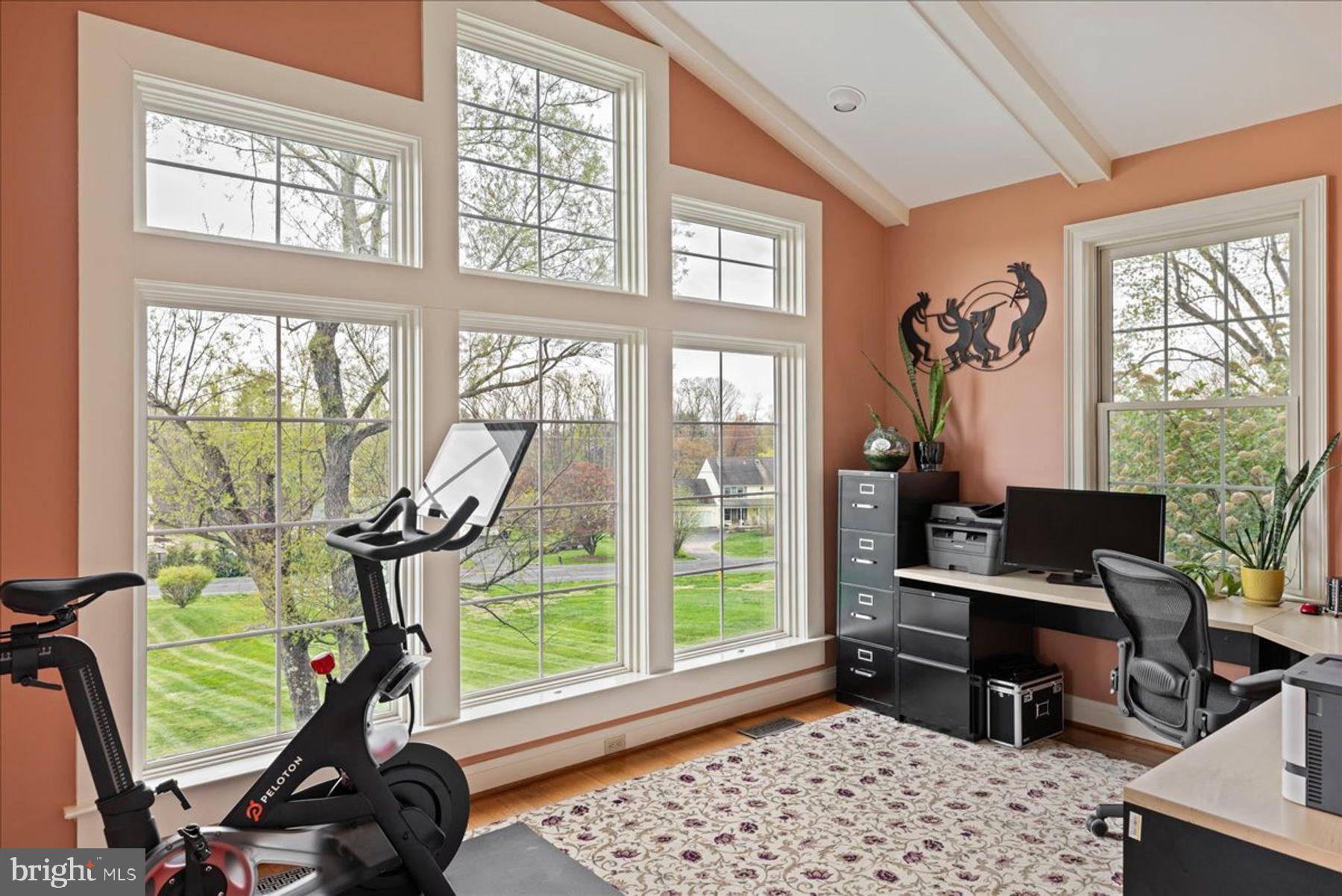 RIDGE VALLEY - Residential