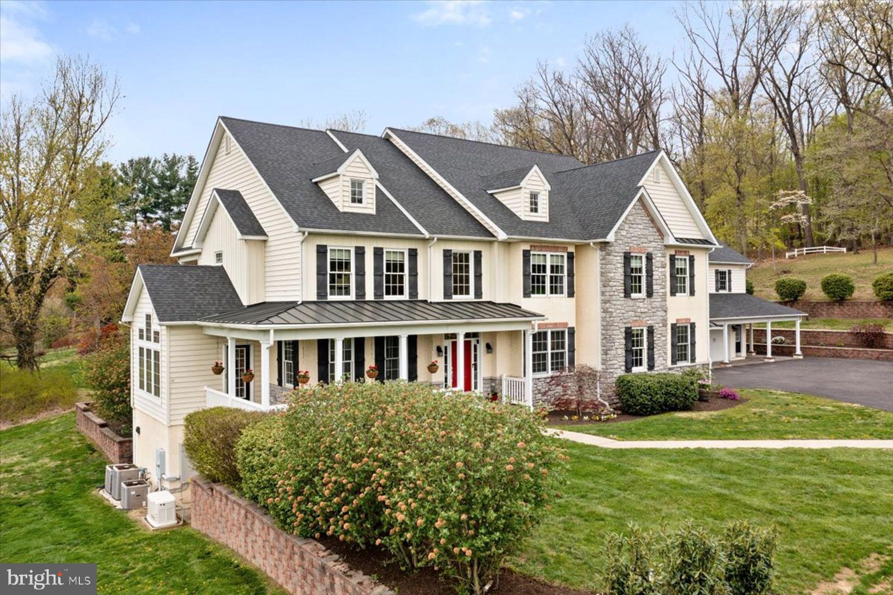 RIDGE VALLEY - Residential