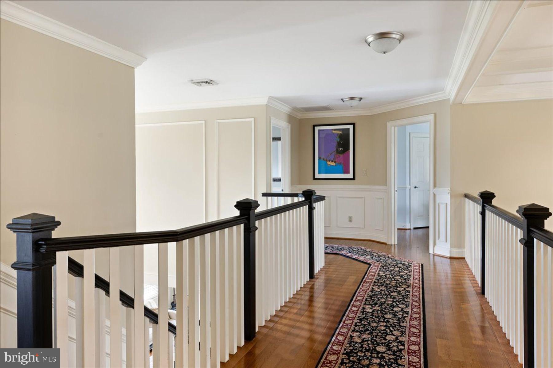 RIDGE VALLEY - Residential