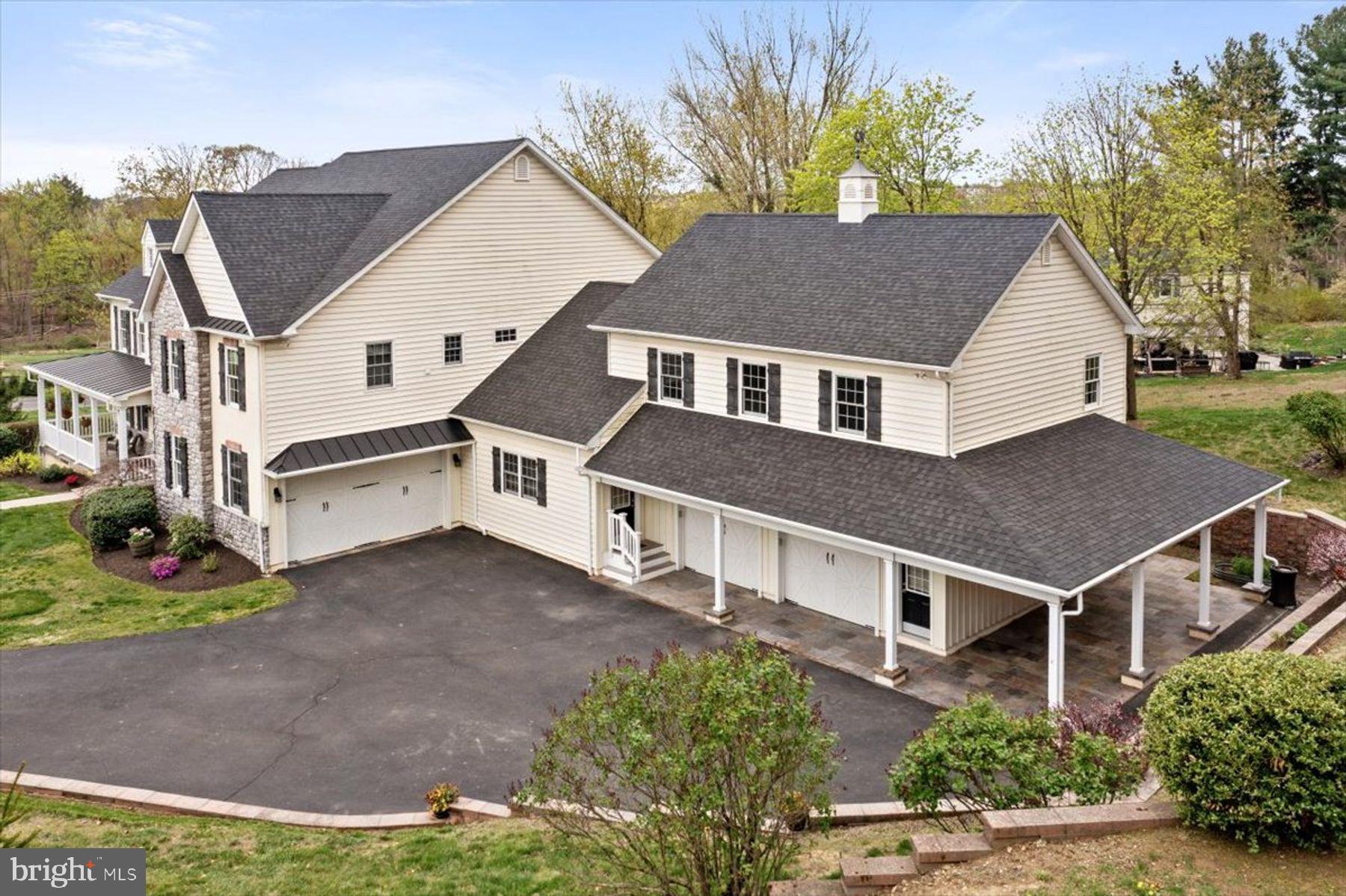 RIDGE VALLEY - Residential