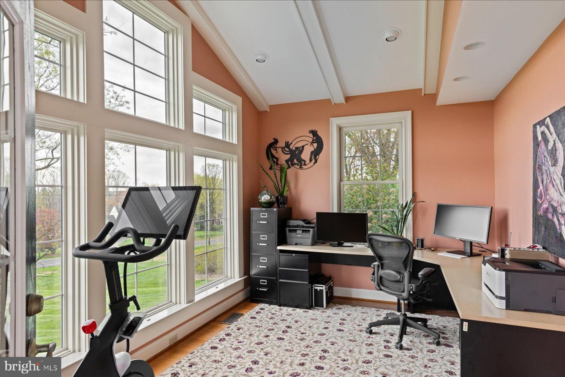 RIDGE VALLEY - Residential