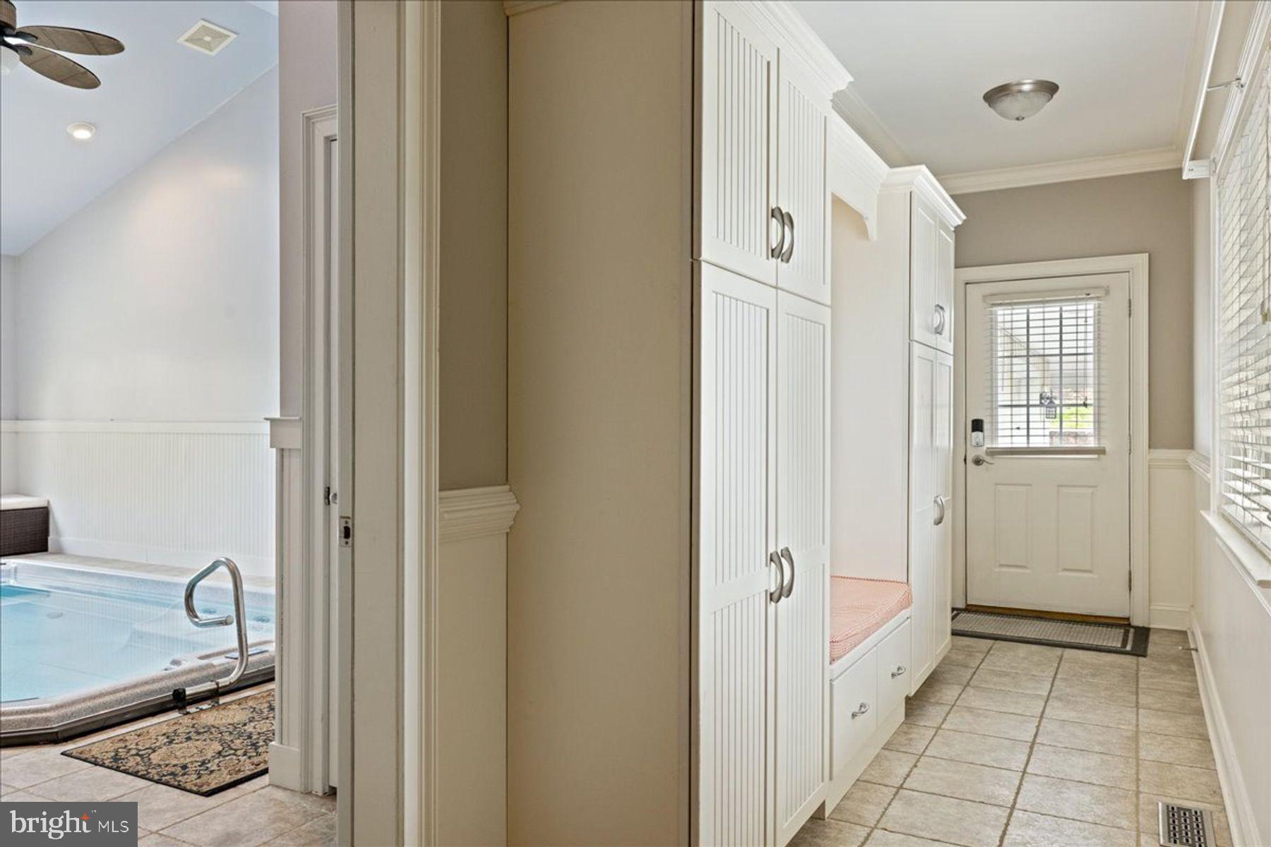 RIDGE VALLEY - Residential