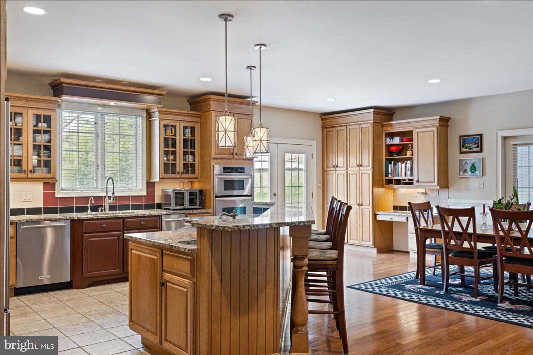 RIDGE VALLEY - Residential