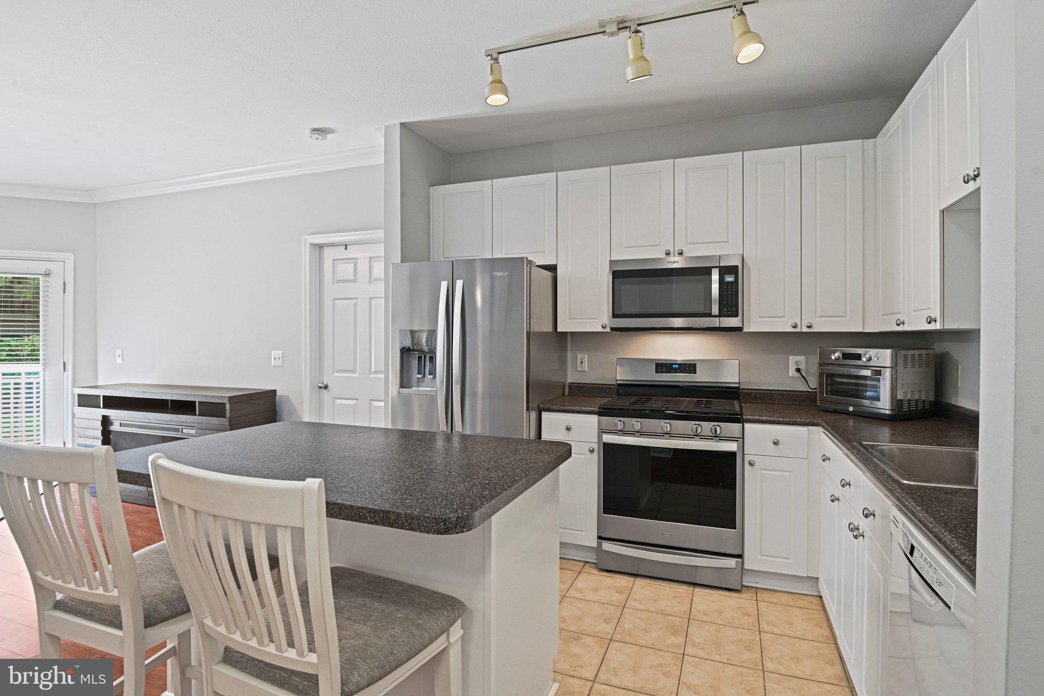 9490 VIRGINIA CENTER BOULEVARD 143