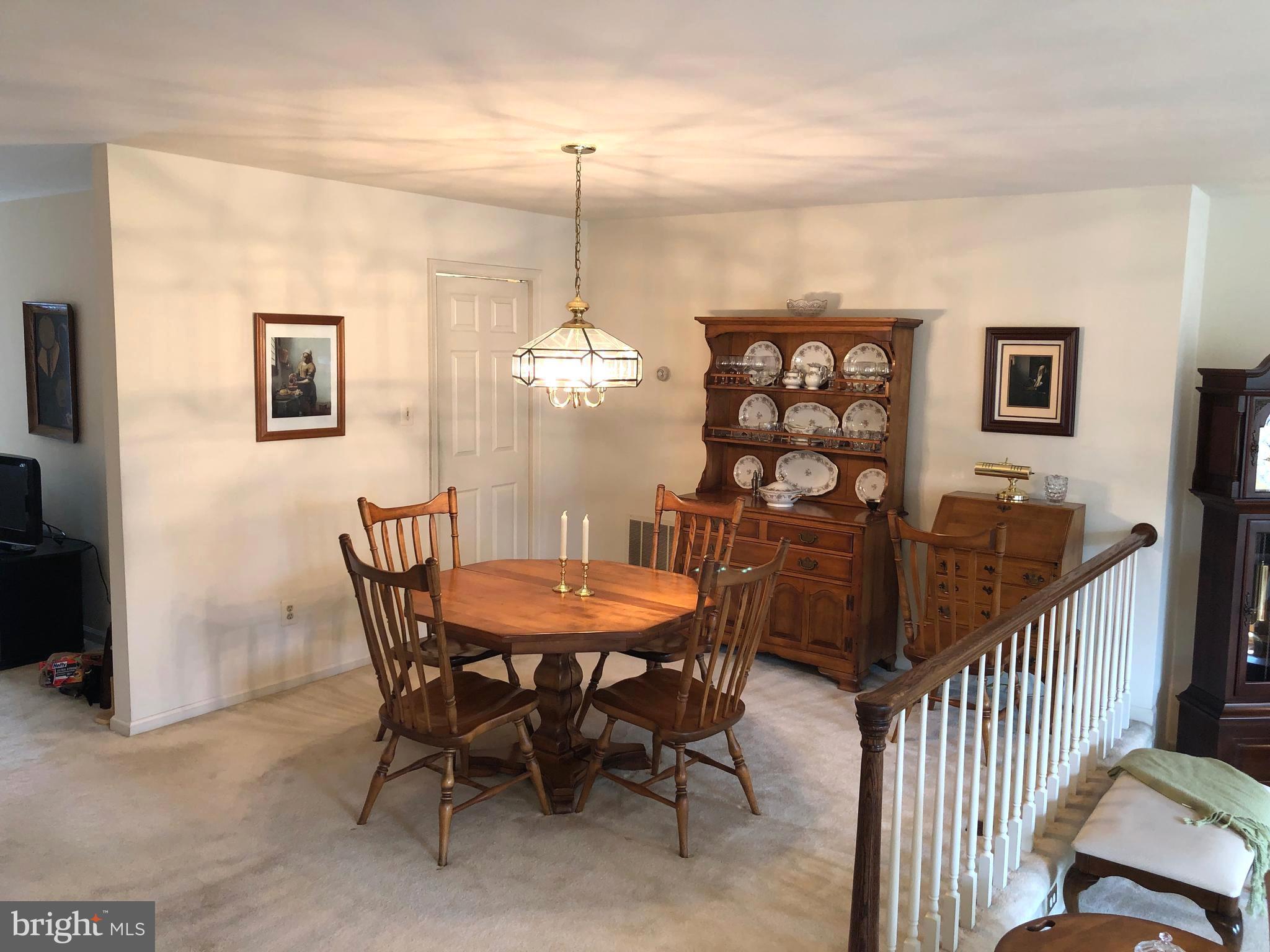 LIFESTYLE AT SULLY STATION - Residential