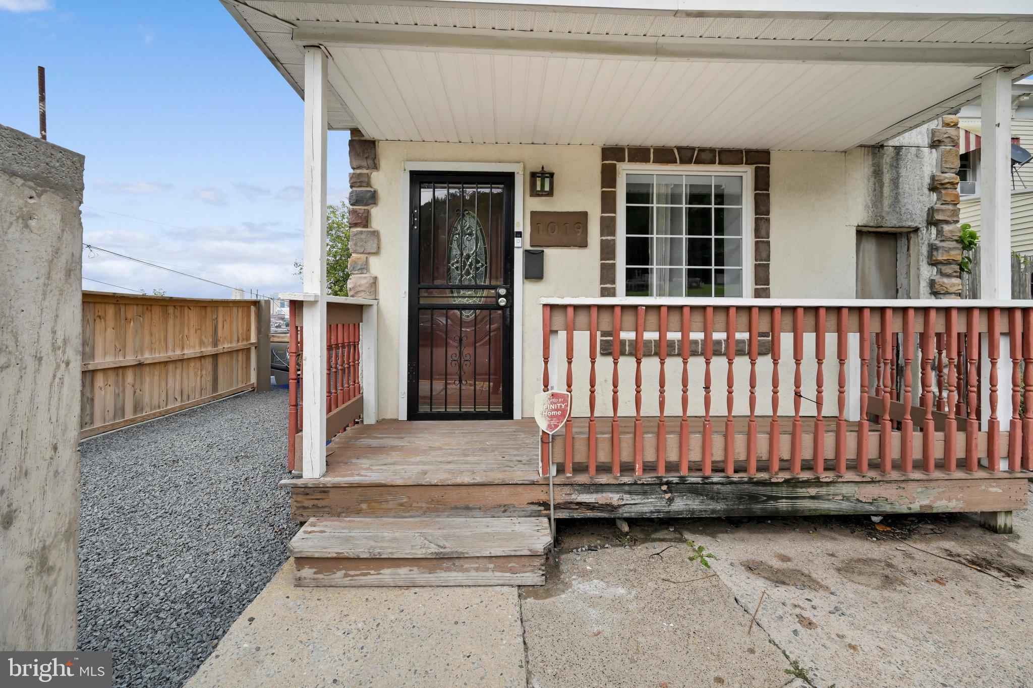 1019 SOUTH STREET