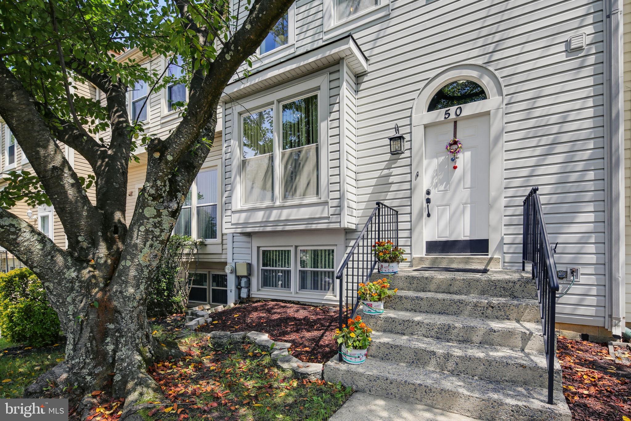 50 SCARLET SAGE COURT