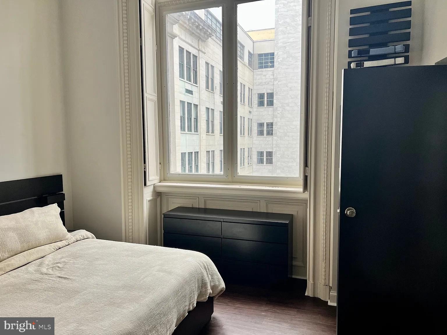 WASHINGTON SQ WEST - Residential