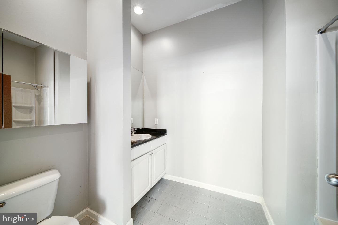 WASHINGTON SQ WEST - Residential