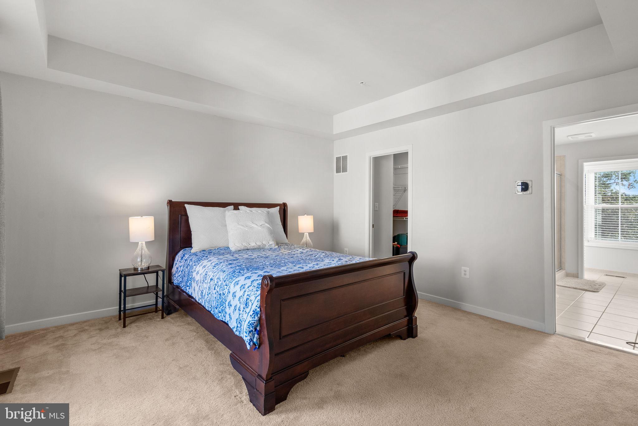 GLENMONT METROCENTRE - Residential