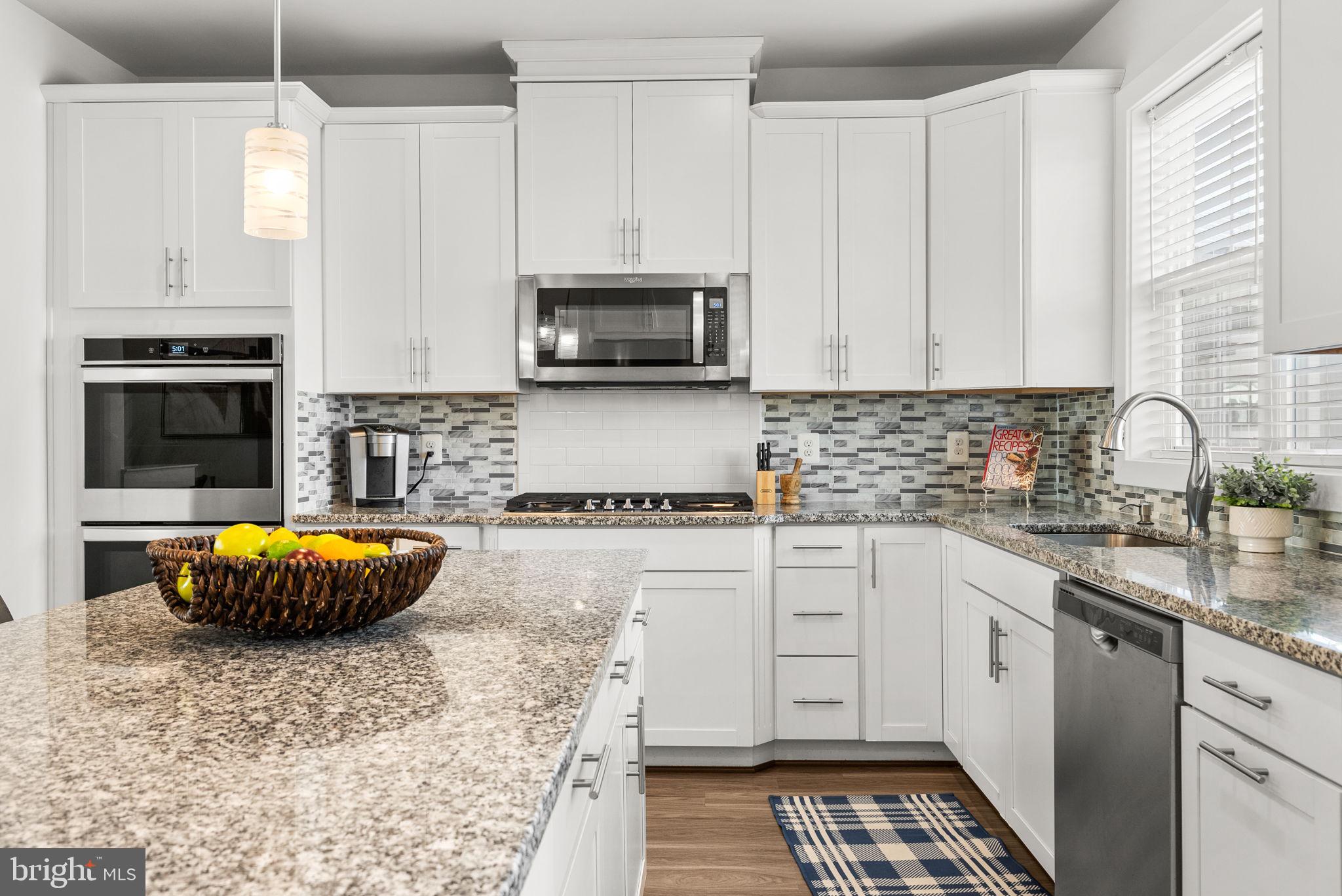 GLENMONT METROCENTRE - Residential