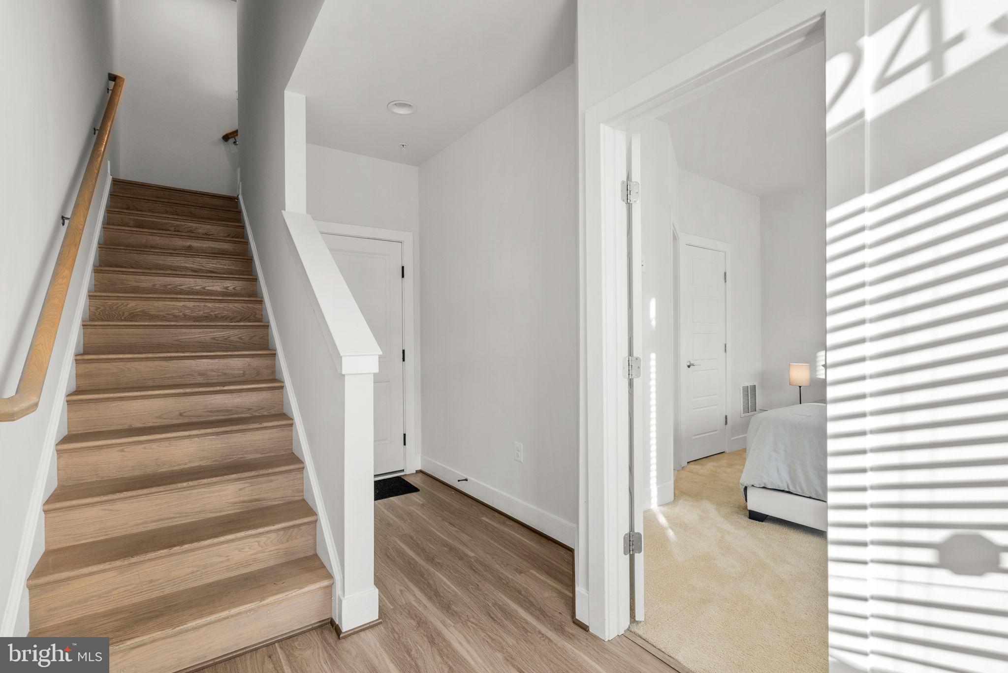 GLENMONT METROCENTRE - Residential