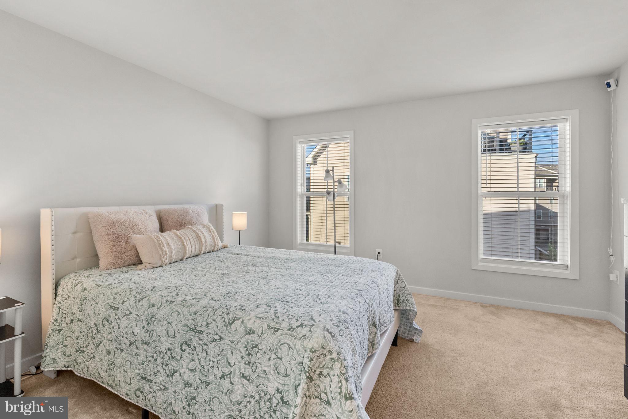 GLENMONT METROCENTRE - Residential