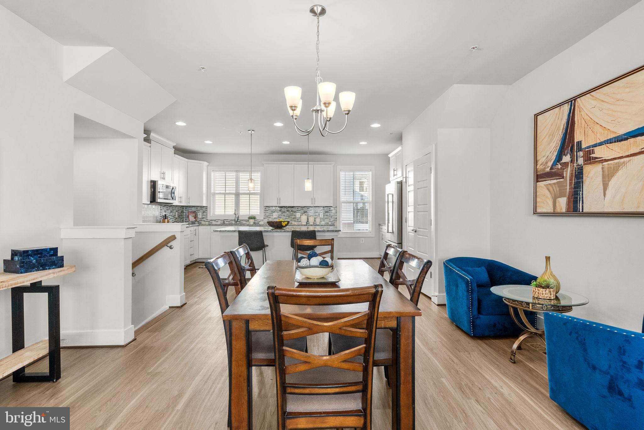 GLENMONT METROCENTRE - Residential