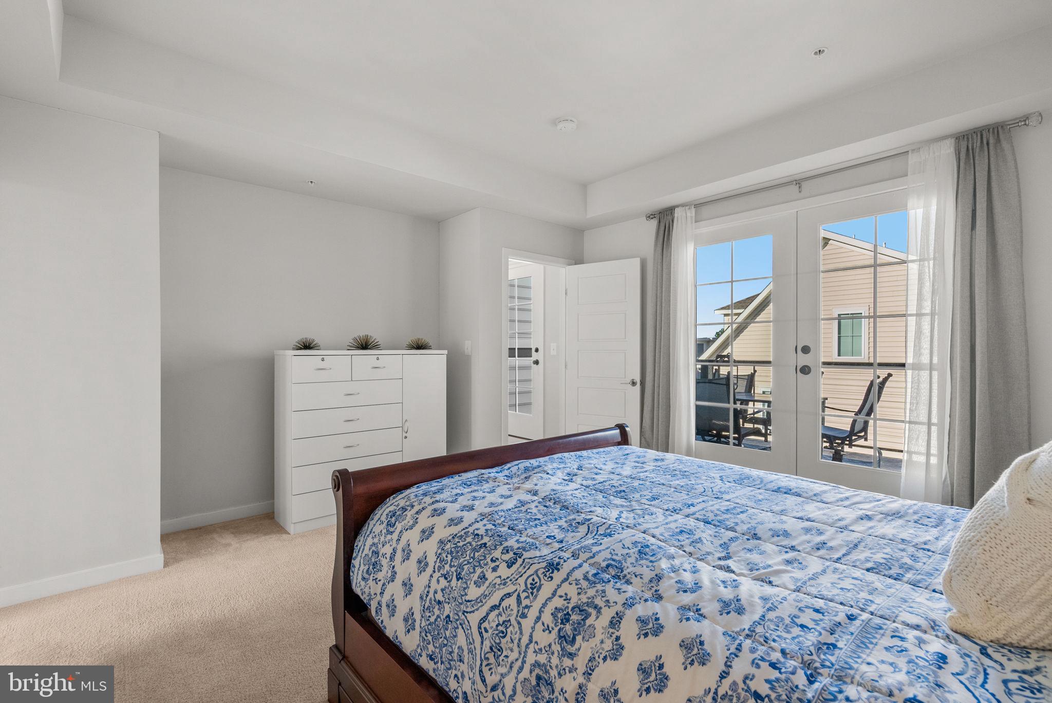 GLENMONT METROCENTRE - Residential