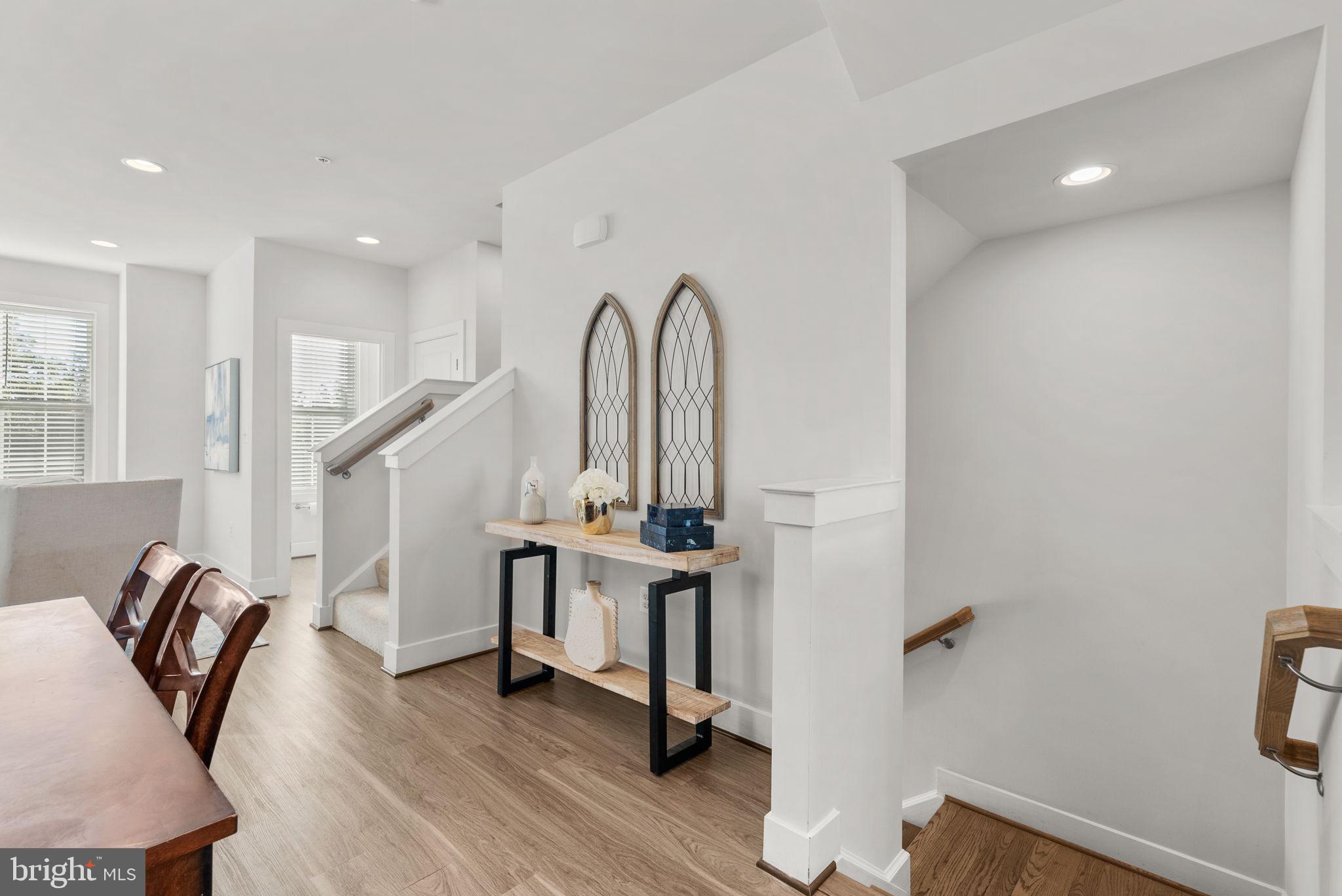 GLENMONT METROCENTRE - Residential