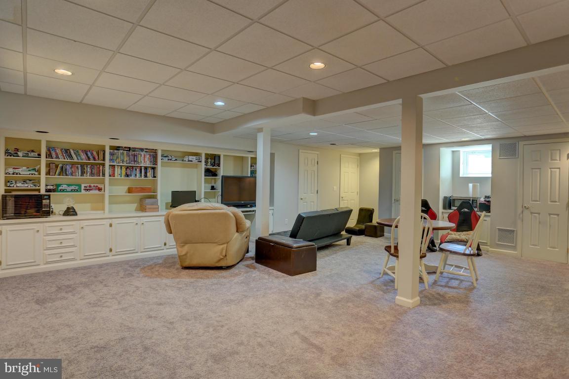 OAK LANE - Residential