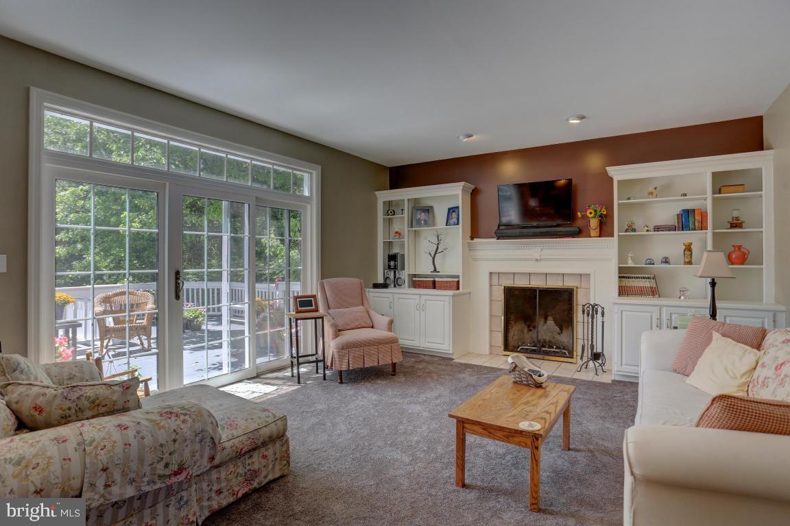 OAK LANE - Residential