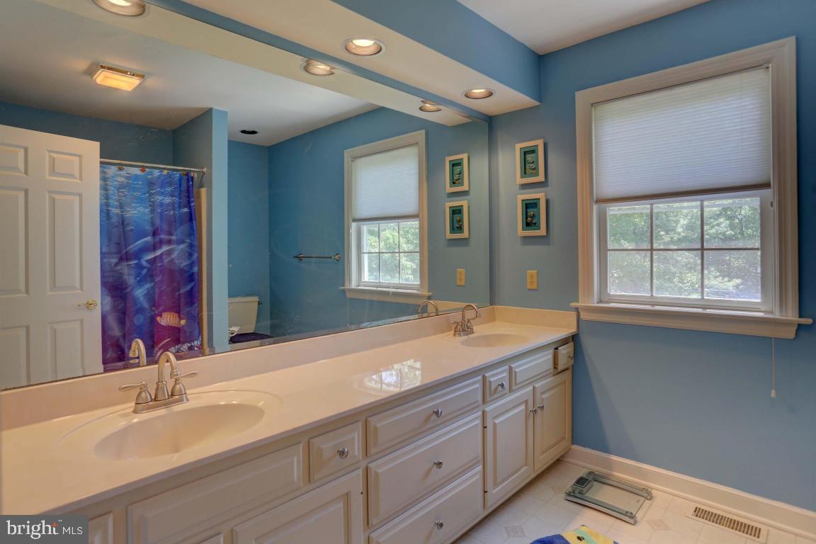 OAK LANE - Residential