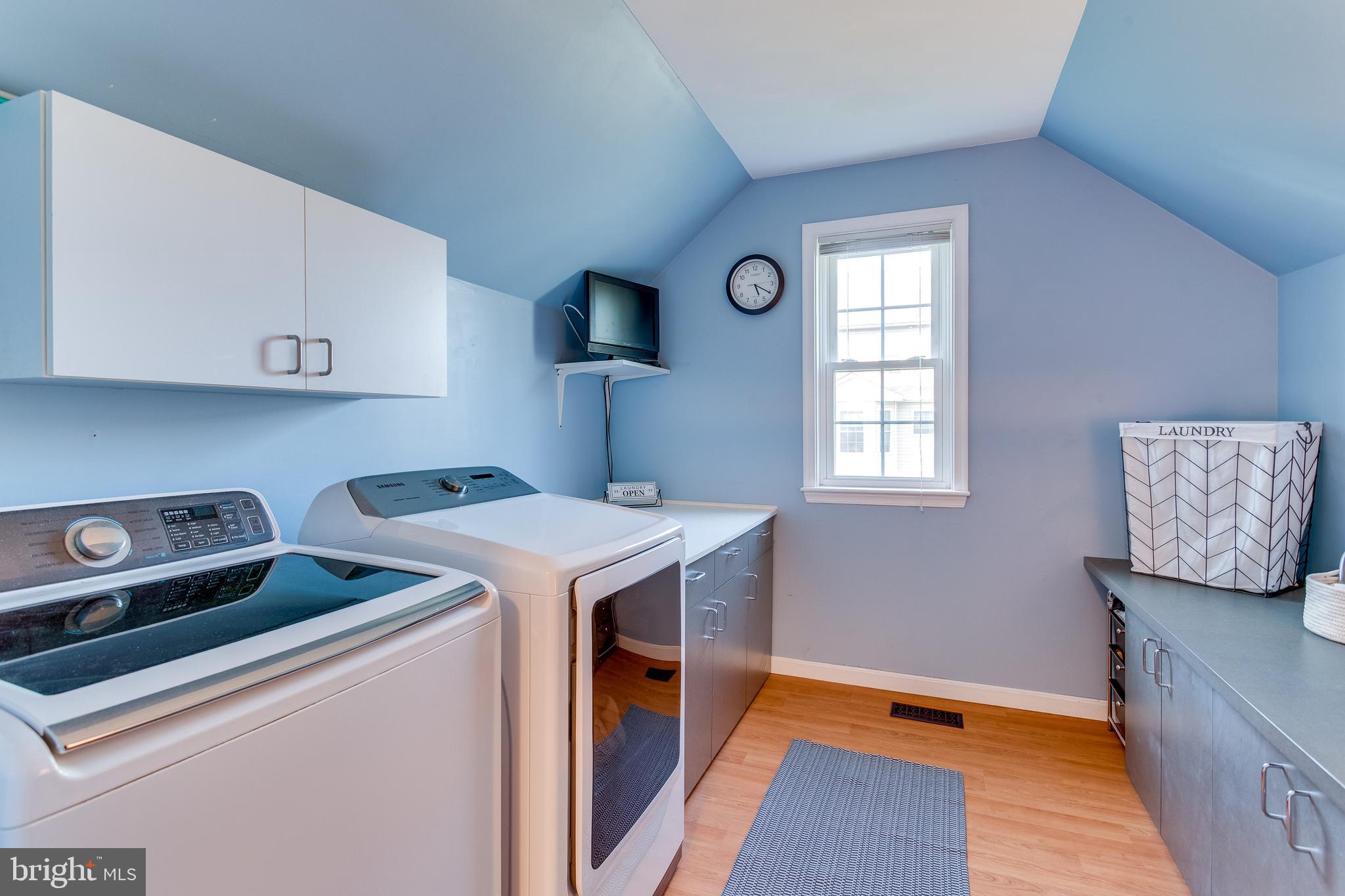 BRYNWOOD HILLS - Residential