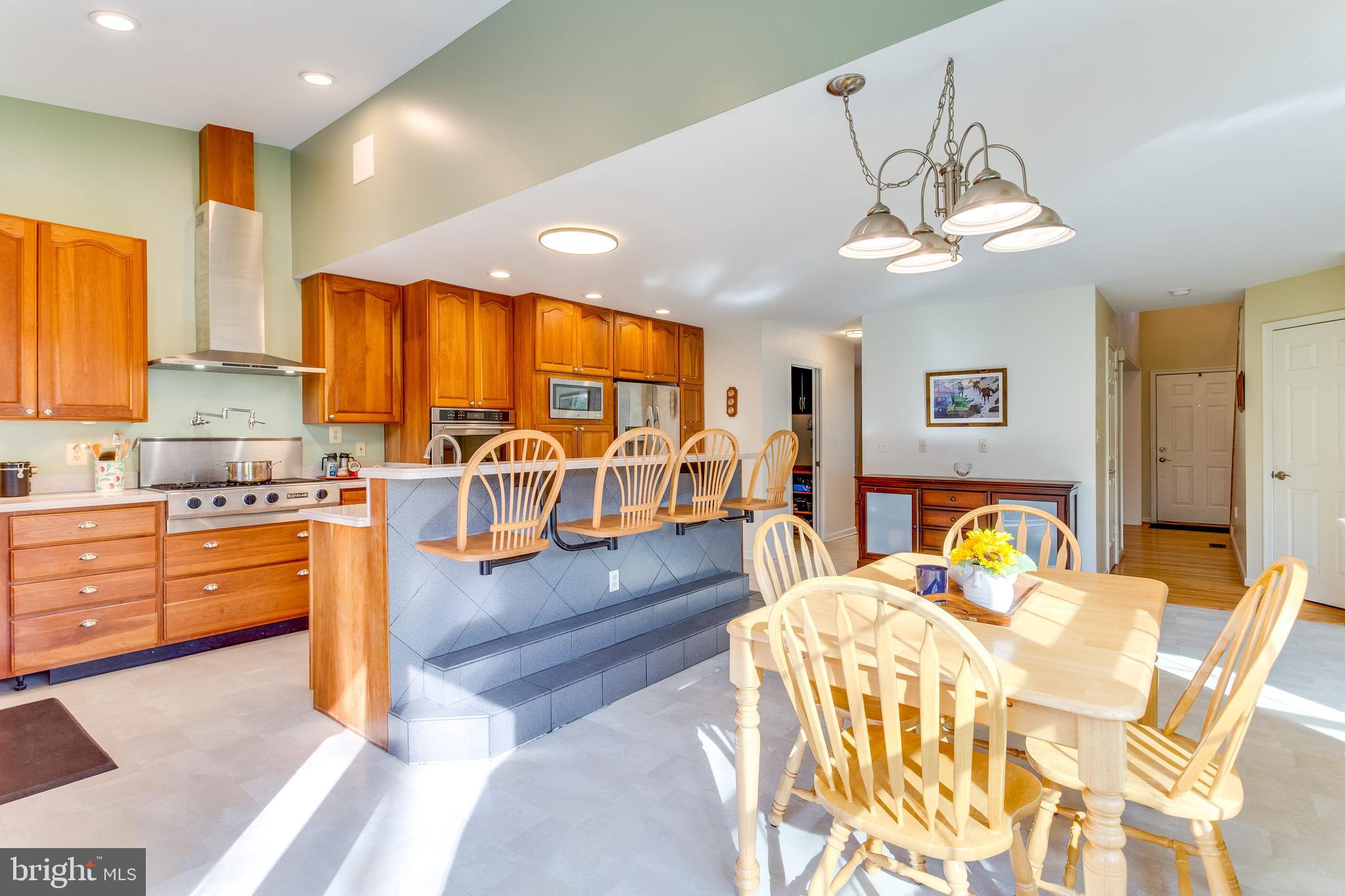 BRYNWOOD HILLS - Residential