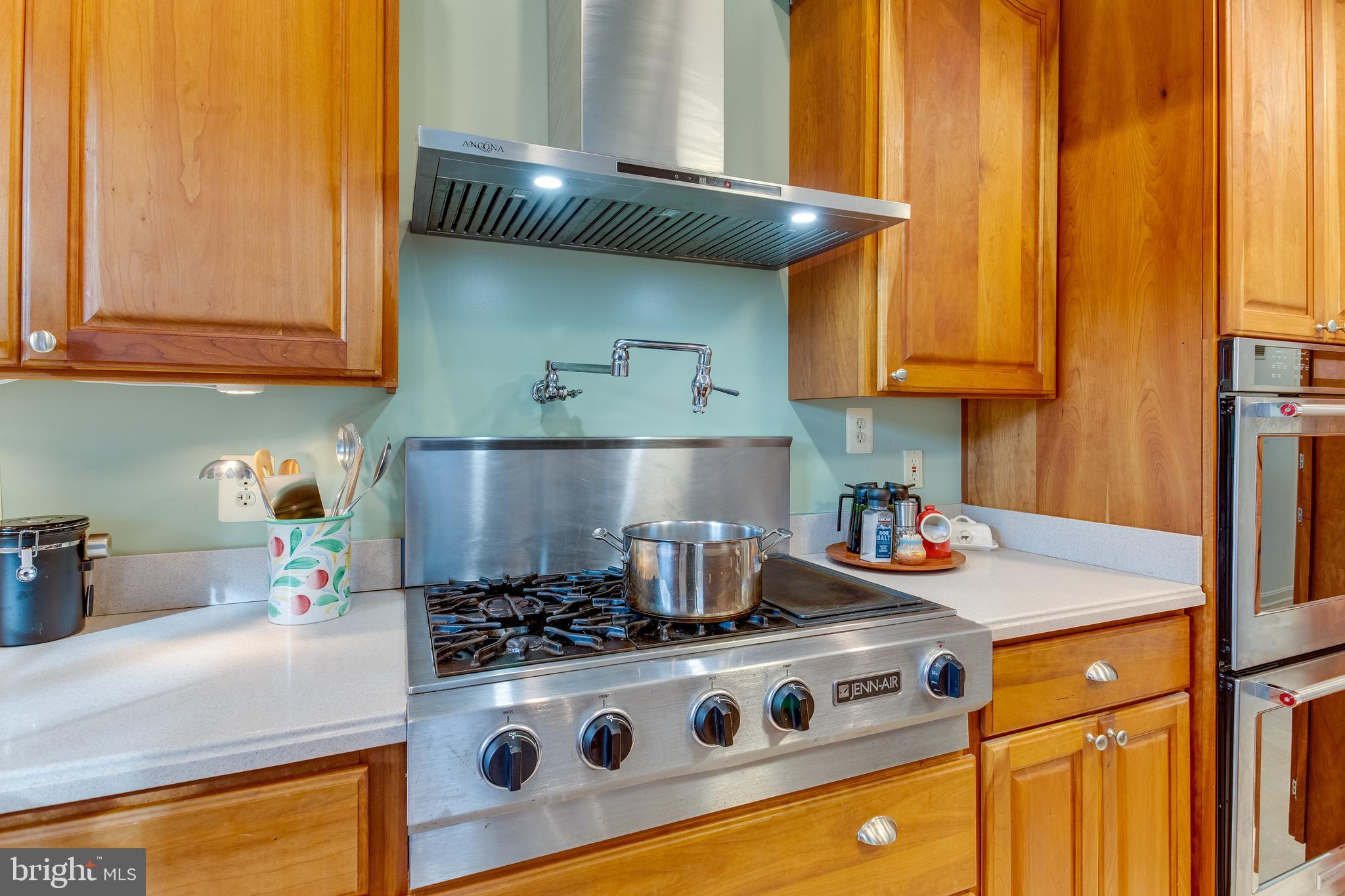 BRYNWOOD HILLS - Residential