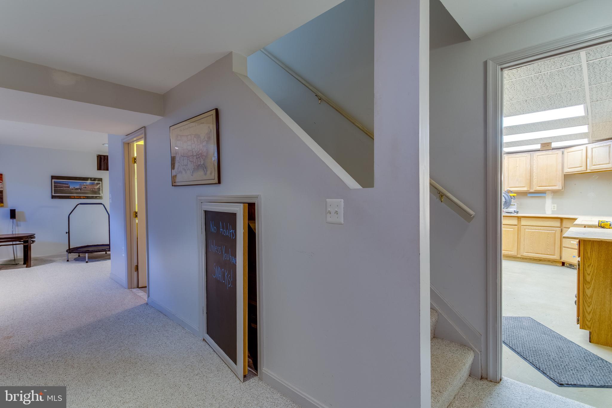 BRYNWOOD HILLS - Residential