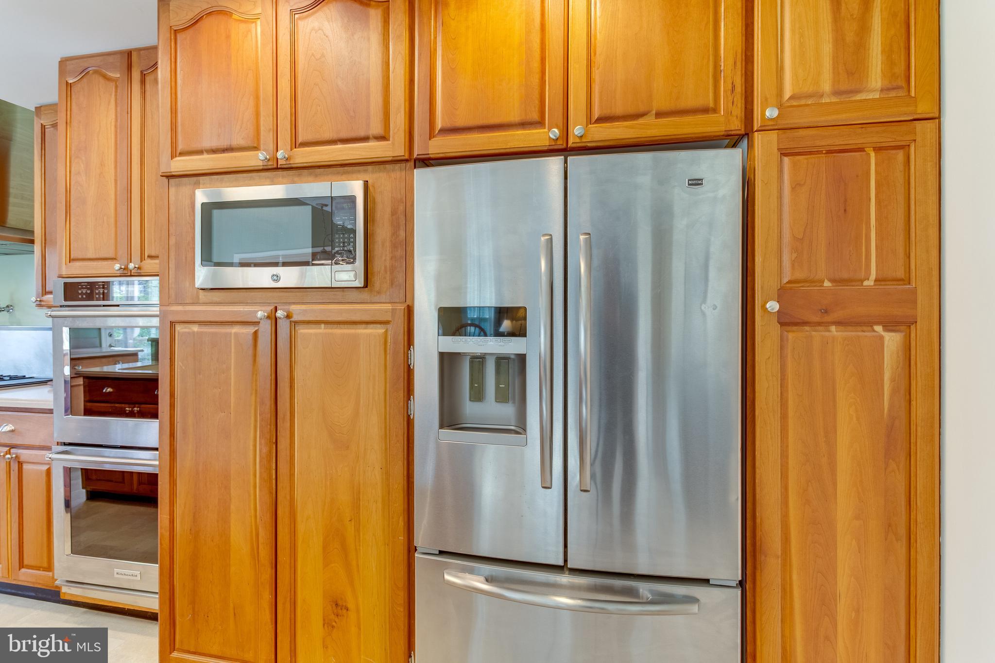 BRYNWOOD HILLS - Residential