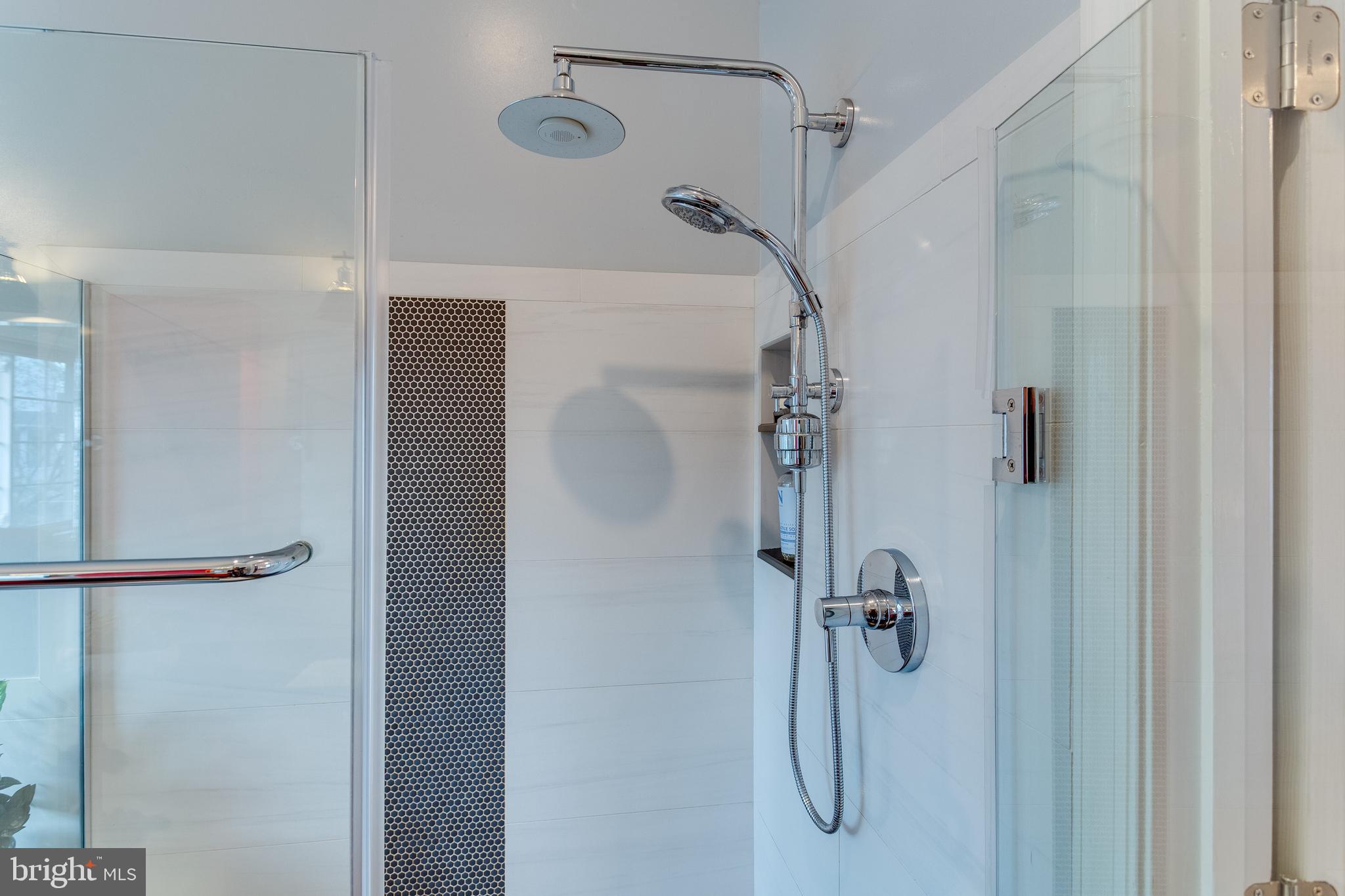 BRYNWOOD HILLS - Residential