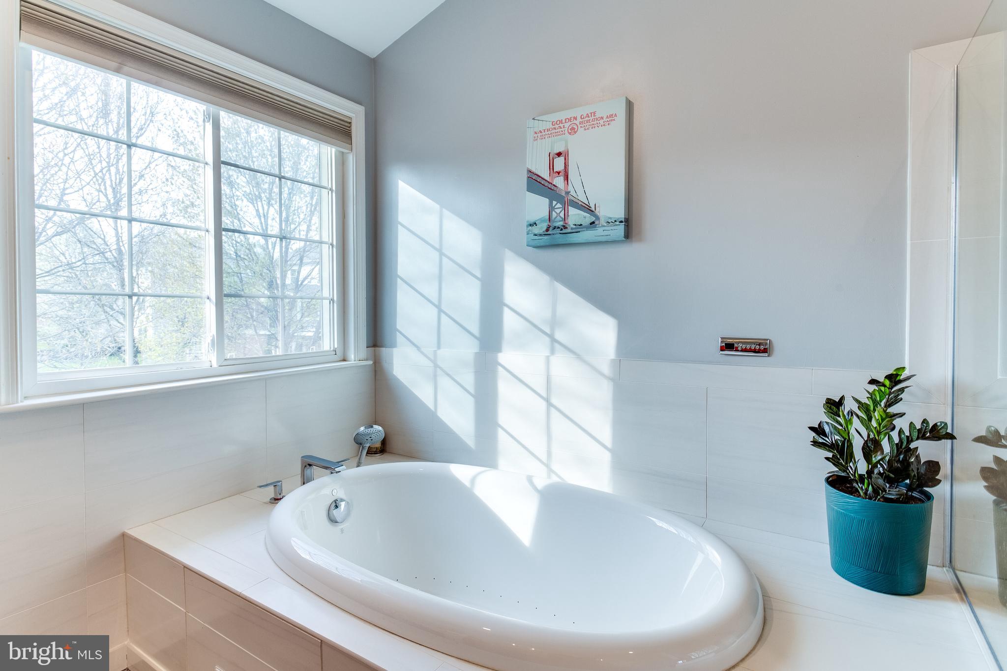 BRYNWOOD HILLS - Residential