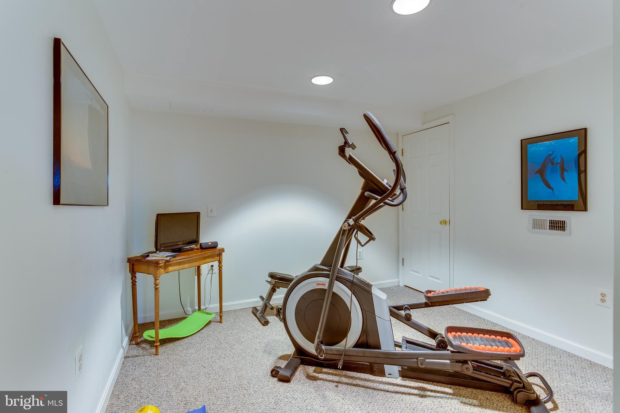 BRYNWOOD HILLS - Residential