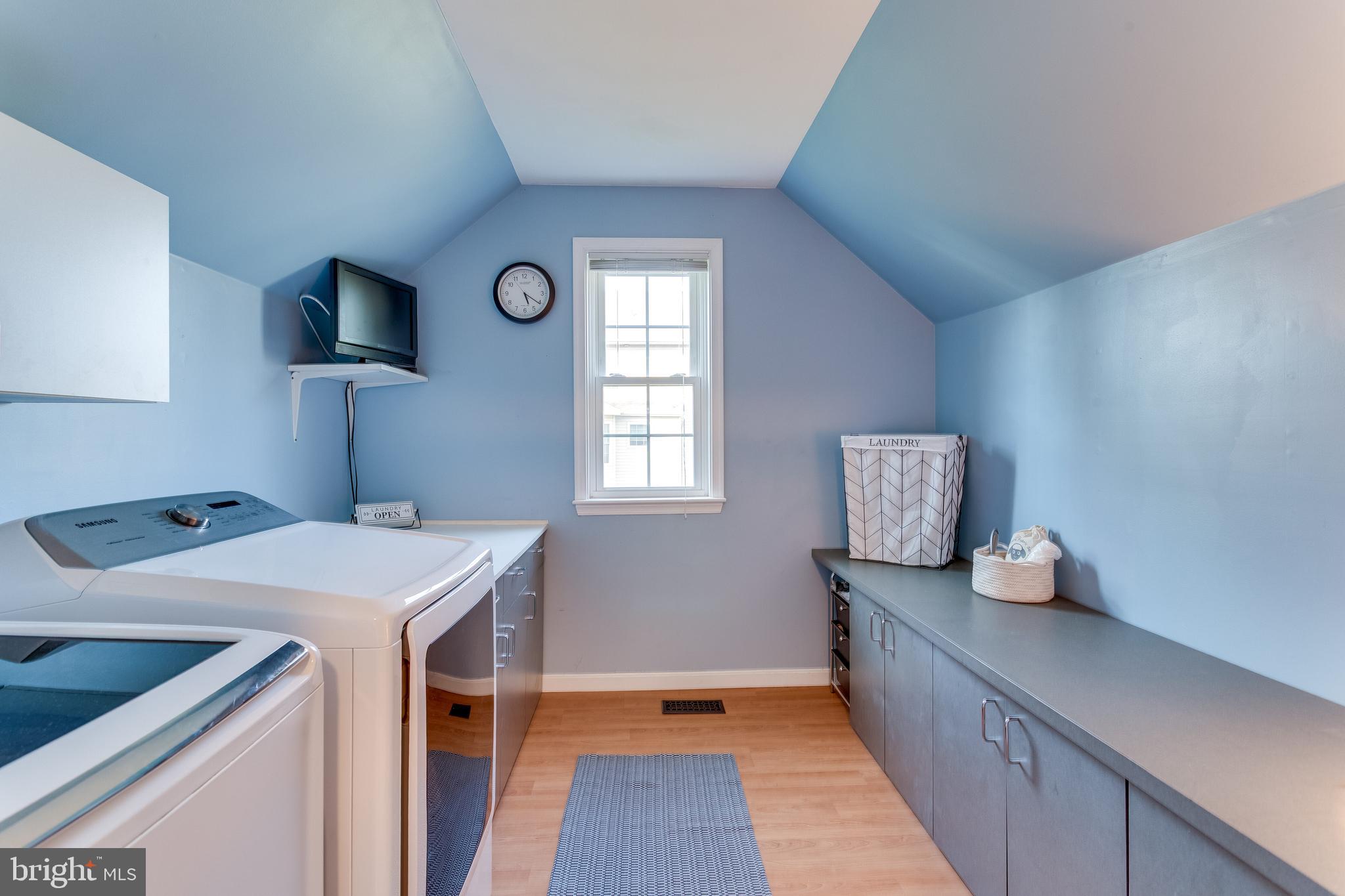 BRYNWOOD HILLS - Residential