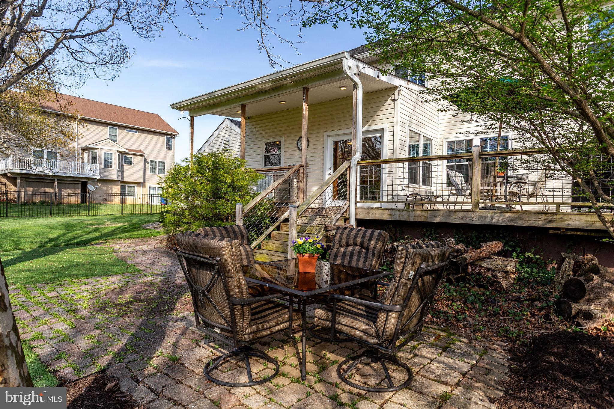 BRYNWOOD HILLS - Residential