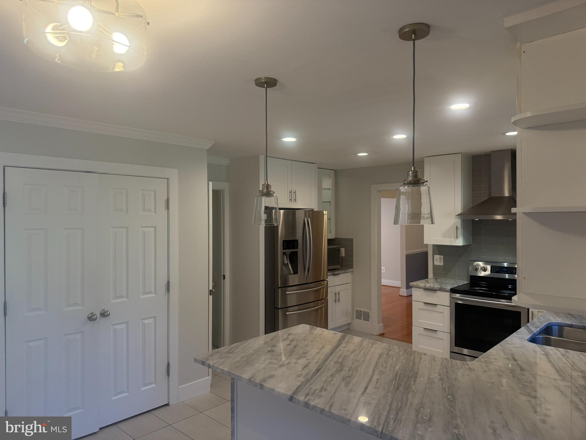 OLNEY OAKS - Residential Lease