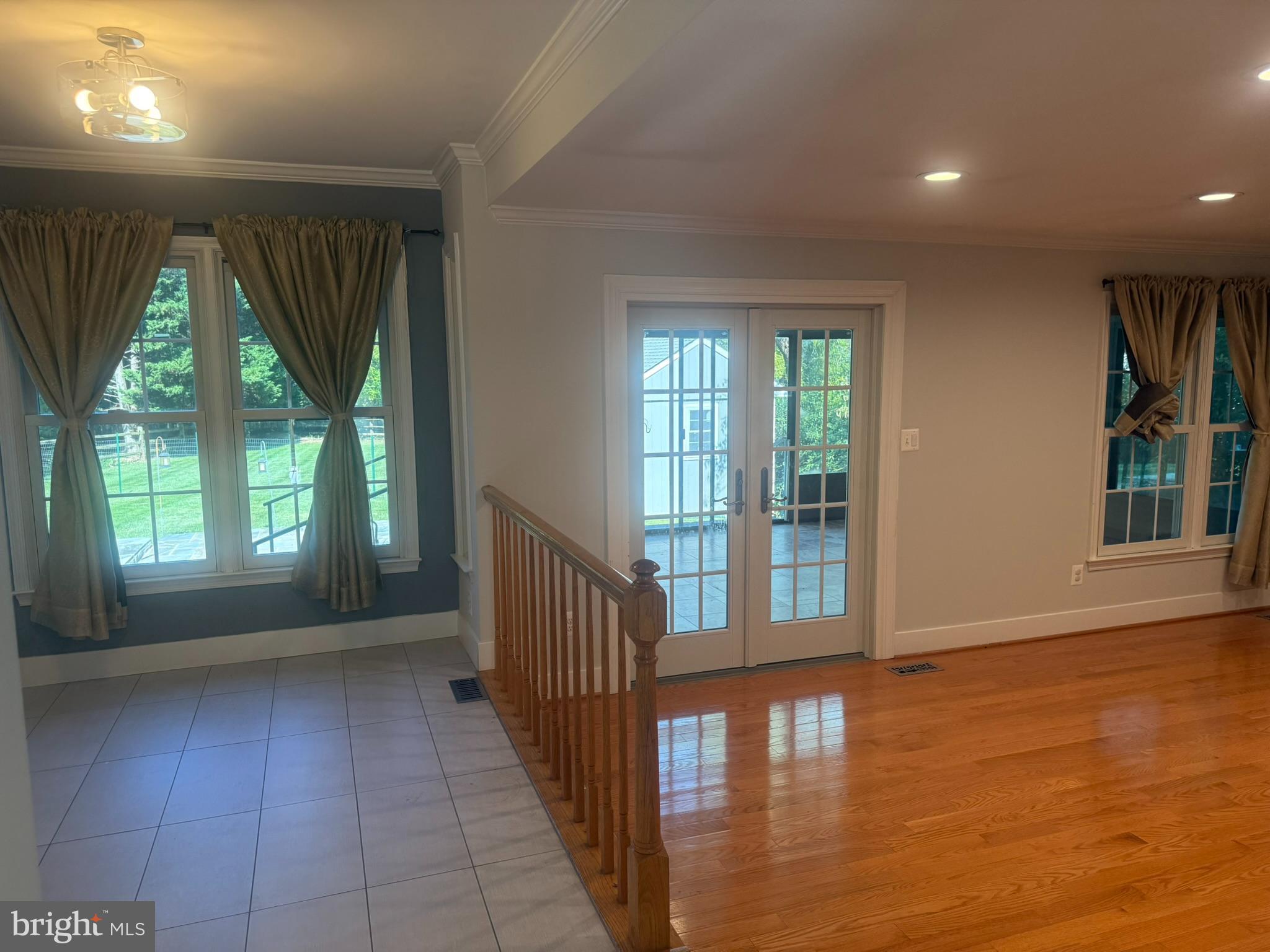 OLNEY OAKS - Residential Lease