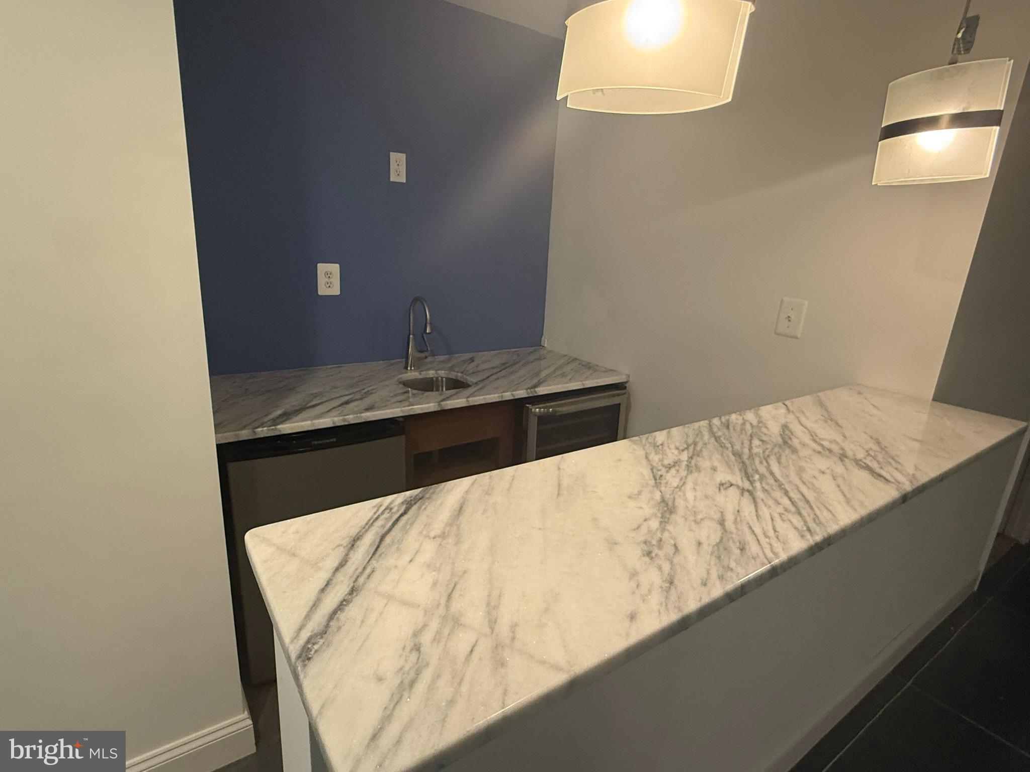 OLNEY OAKS - Residential Lease