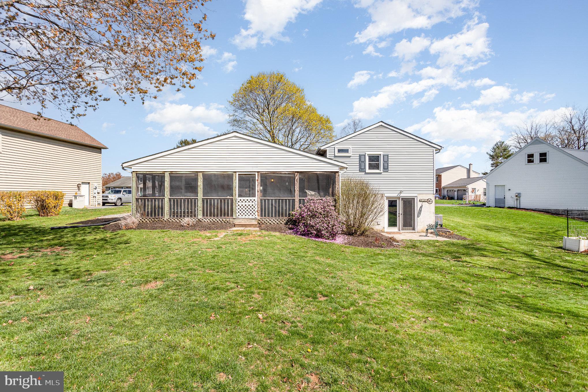 WEST EARL HEIGHTS - Residential