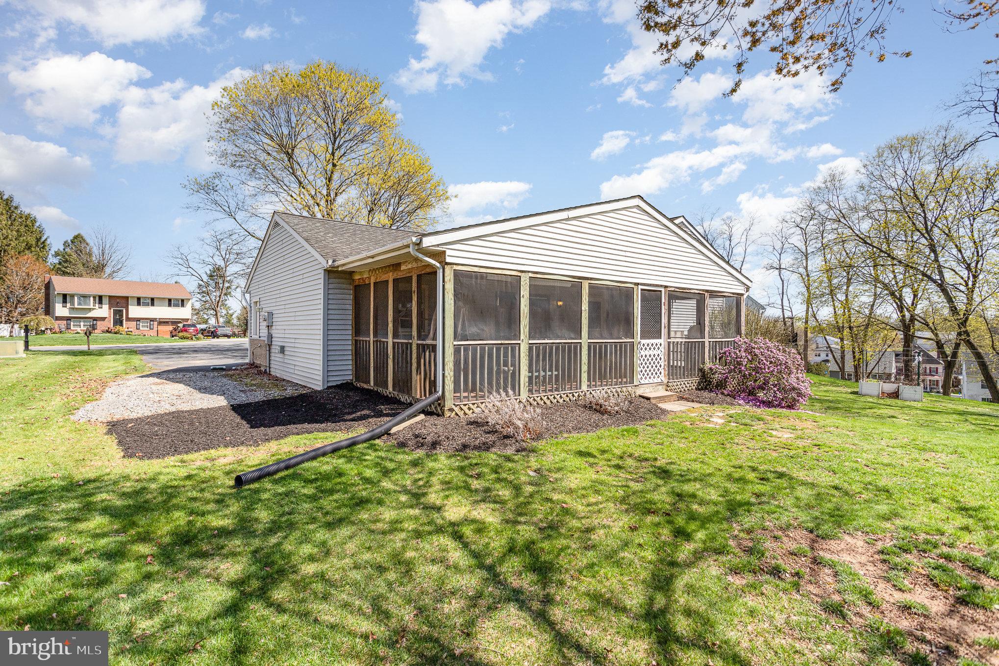 WEST EARL HEIGHTS - Residential