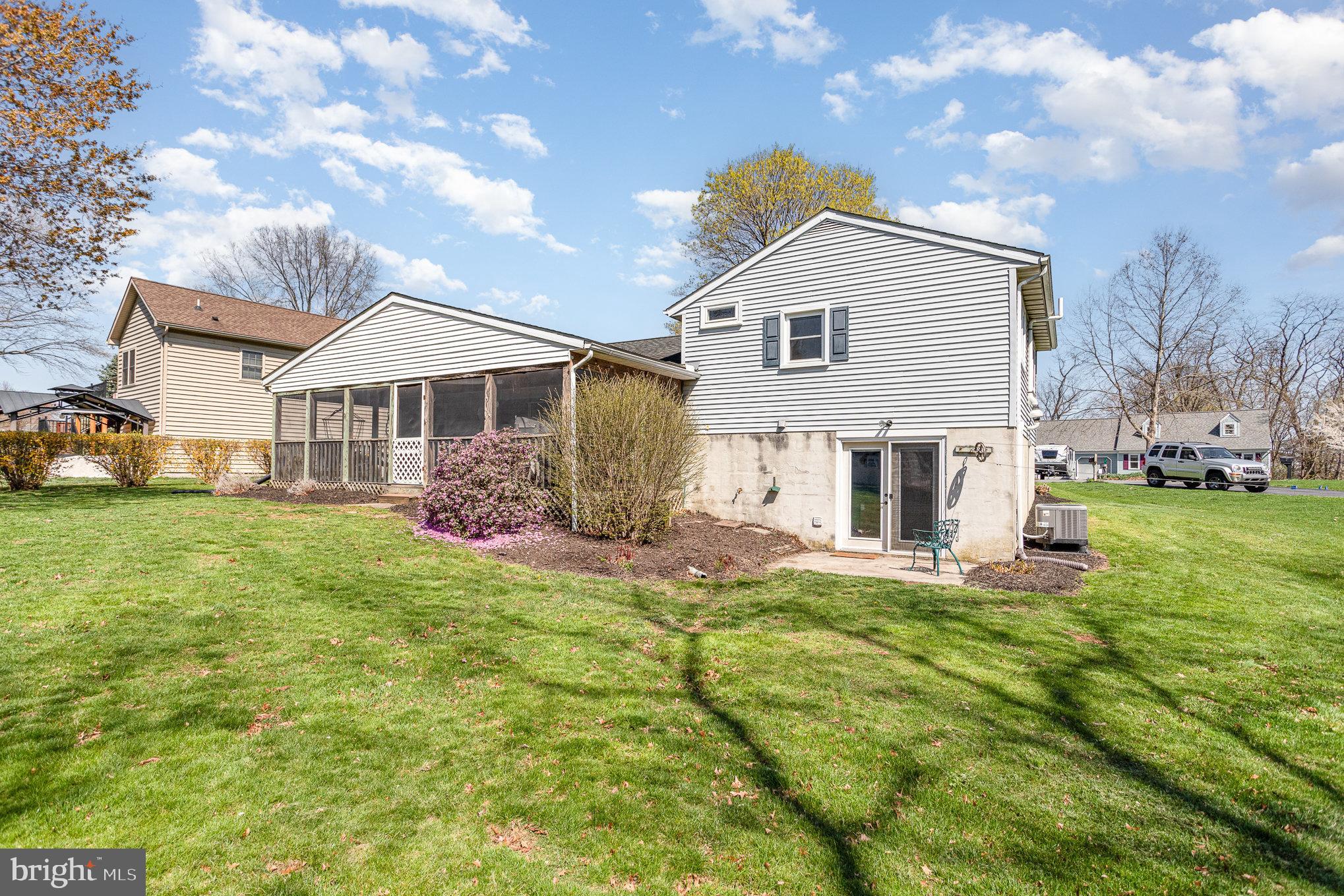 WEST EARL HEIGHTS - Residential