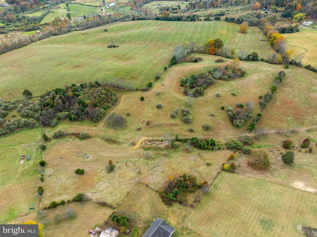 00 COUNTRY CASTLE LANE