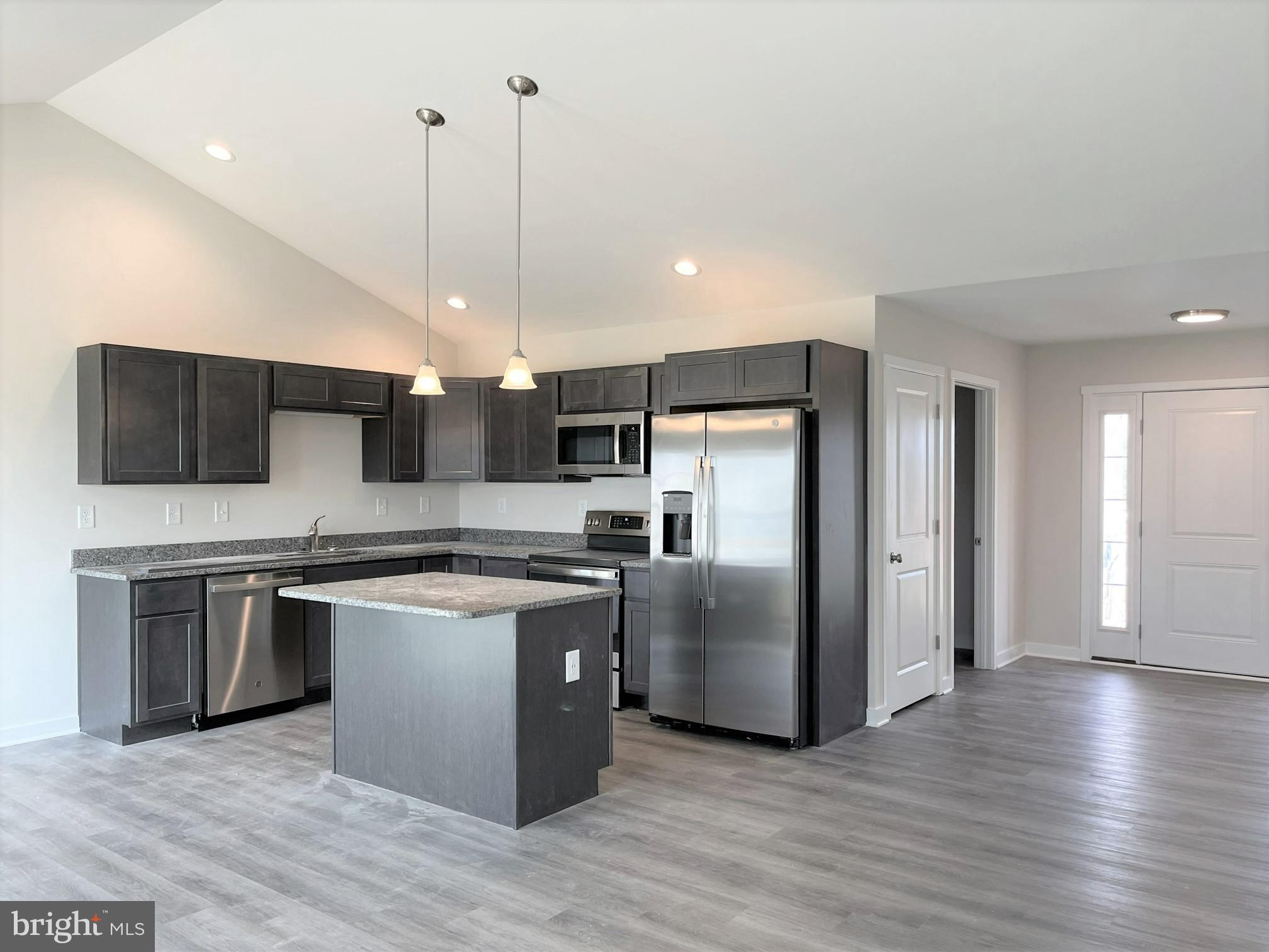 HERITAGE HILLS - Residential