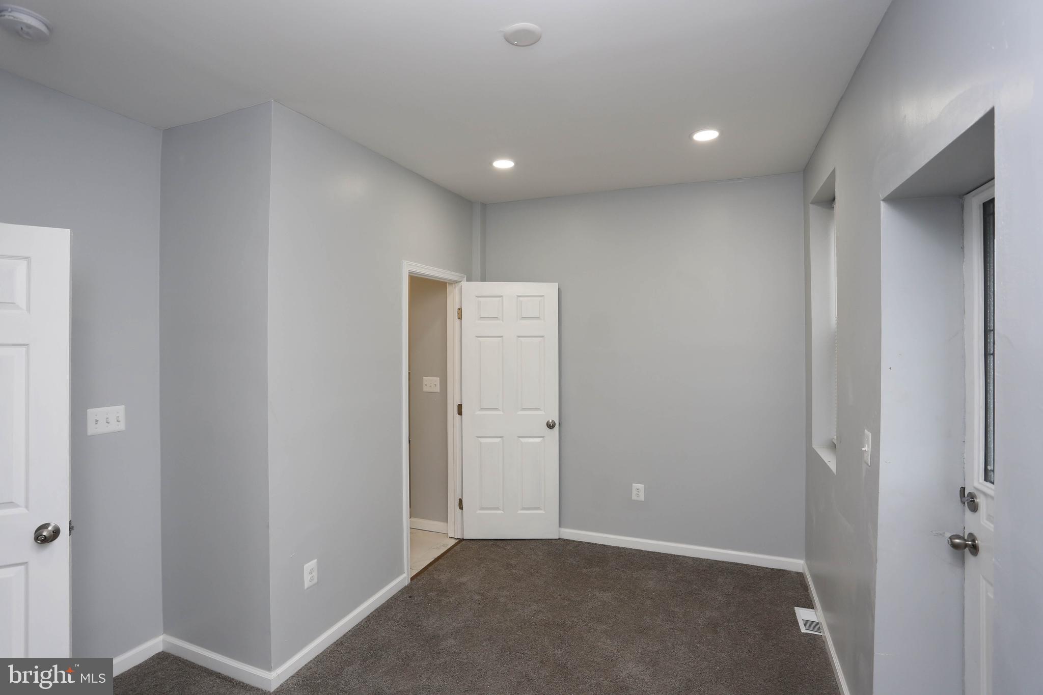 BIDDLE STREET - Residential Lease