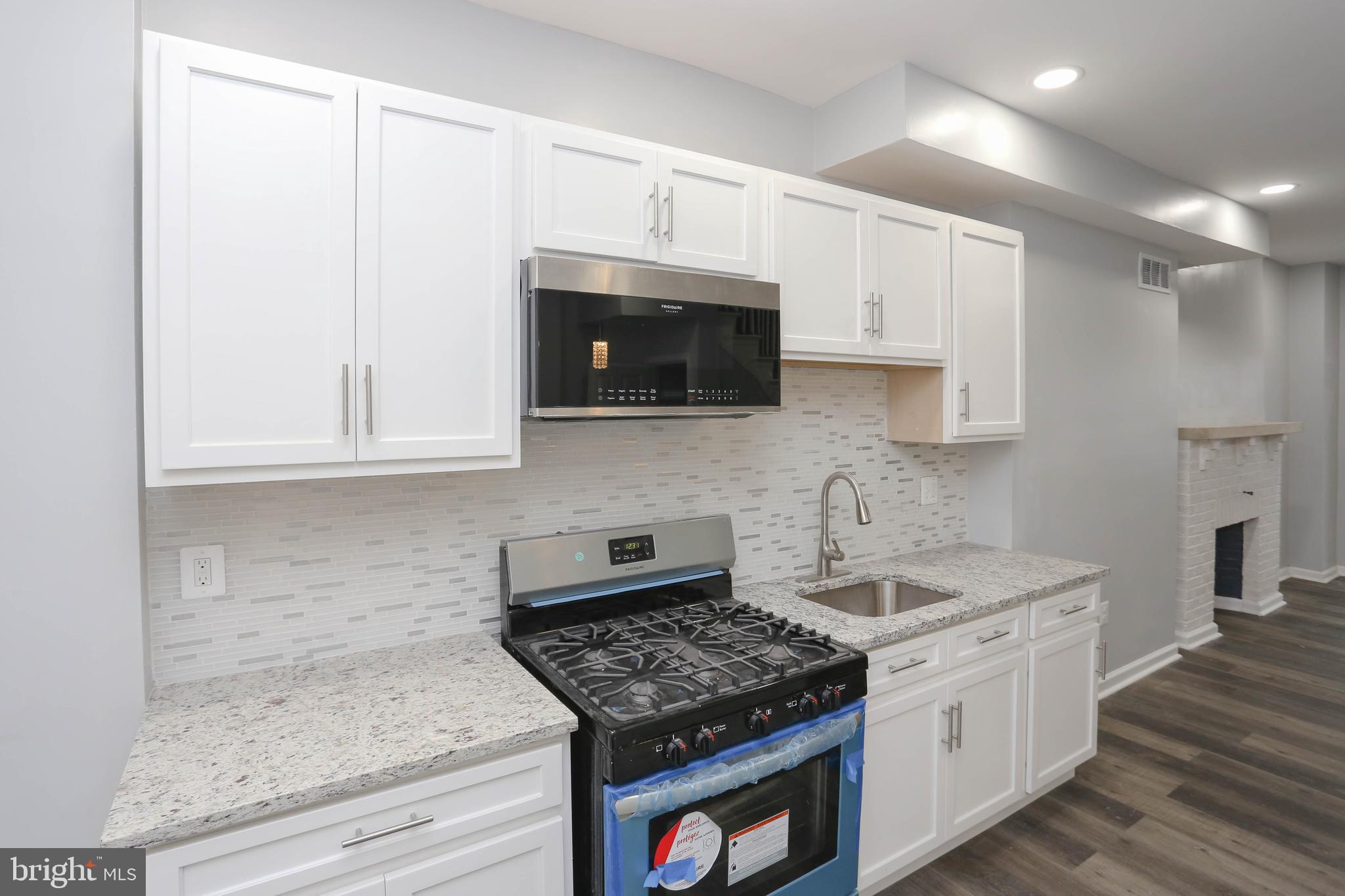 BIDDLE STREET - Residential Lease