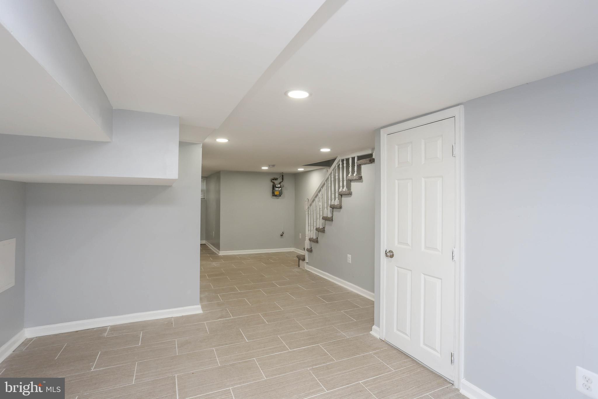 BIDDLE STREET - Residential Lease