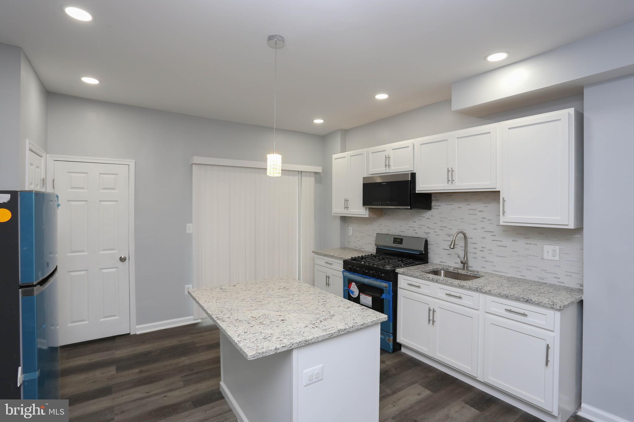 BIDDLE STREET - Residential Lease